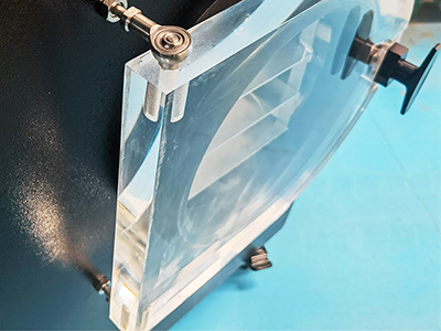 1-2Kg Rumah Kecil Menggunakan Pengering Beku Untuk Makanan detail - Pintu kaca plexiglass terlihat transparan, dapat mengamati proses liofilisasi bahan secara langsung.