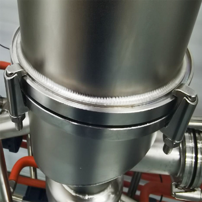 Distilasi Molekul Film Stainless Steel Dihapus detail - Menggunakan proses pengelasan ayunan, titik pengelasan skala ikan, sesuai dengan proses pengelasan Jepang dan Jerman